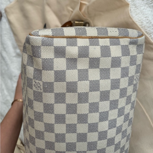 Louis Vuitton | Authentic Vintage Damier Azur Speedy 30 Handbag - Picture 7 of 16